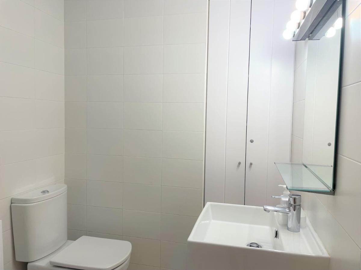Traire - Apartamento Luminoso Cerca Del Centro 卡达克斯 外观 照片