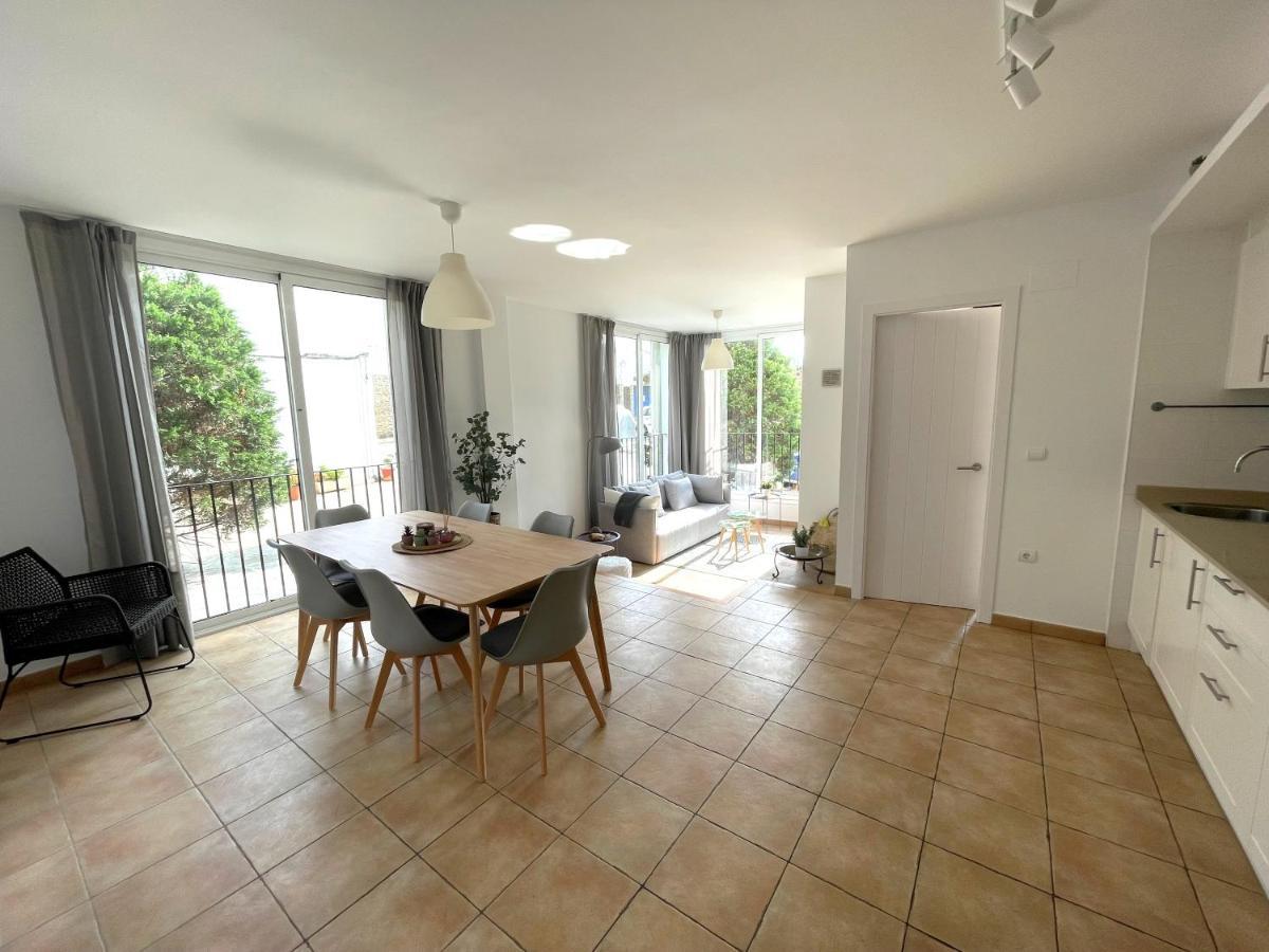 Traire - Apartamento Luminoso Cerca Del Centro 卡达克斯 外观 照片